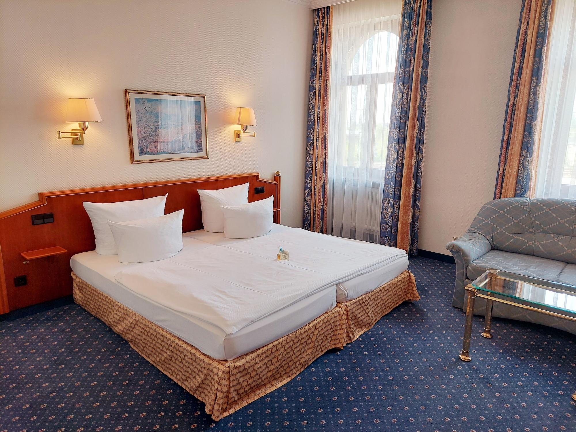 Hotel Bayerischer Hof Dresden Eksteriør bilde