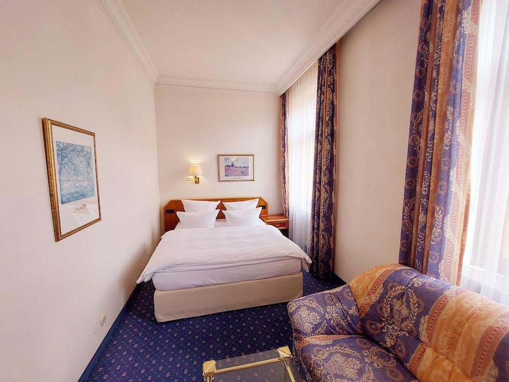 Hotel Bayerischer Hof Dresden Eksteriør bilde